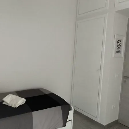 Πανσιόν Mercadante *