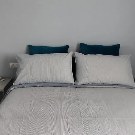 Πανσιόν Mercadante *